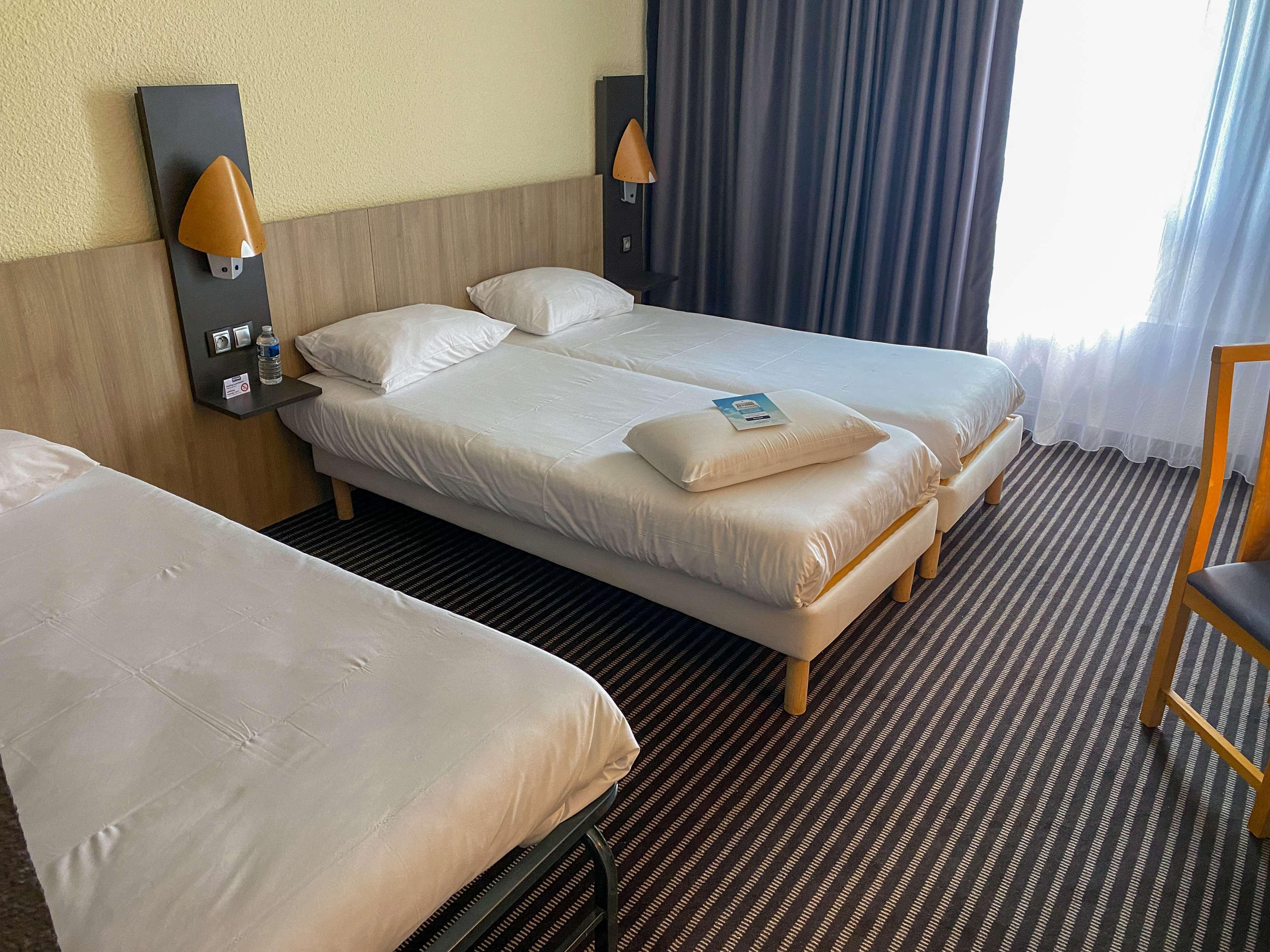 กีริอาด มงชาแน็ง Hotel มงต์ชาแน็ง ภายนอก รูปภาพ